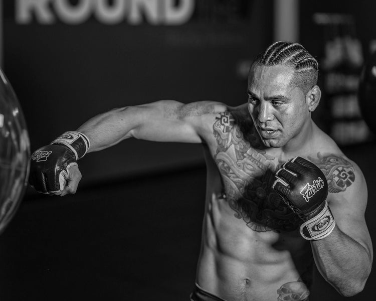 MMA Mixed Martial Arts Kampfsport Artikel