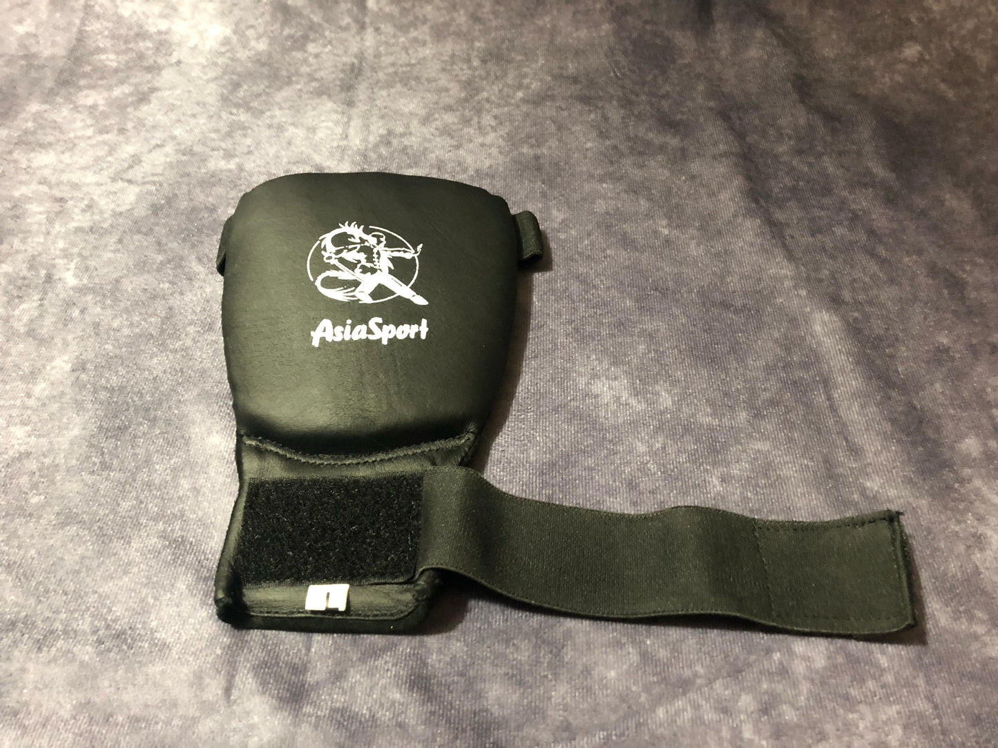 Faustschutz mit Klettverschluss