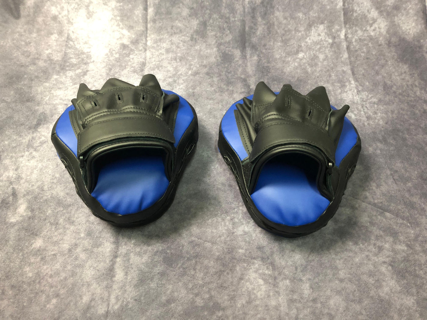 PHOENIX Handpratzen „Syntec“ – Kontrolle & Komfort im Training