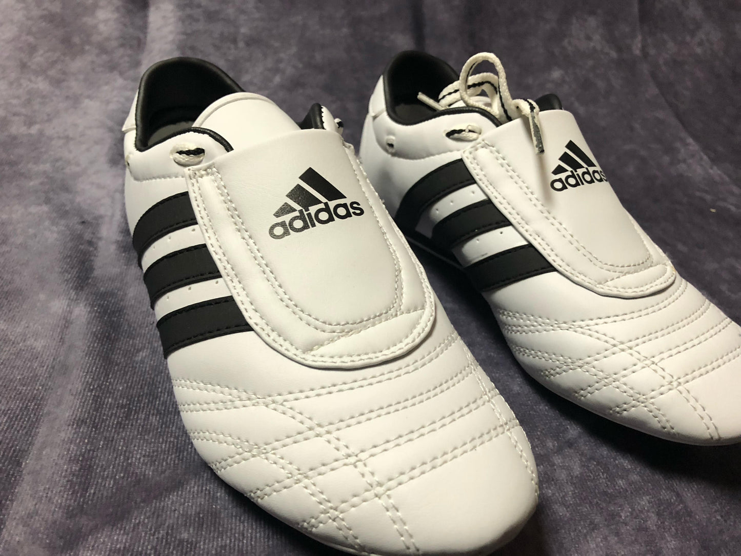 Restposten: Adidas Taekwon Do Schuhe