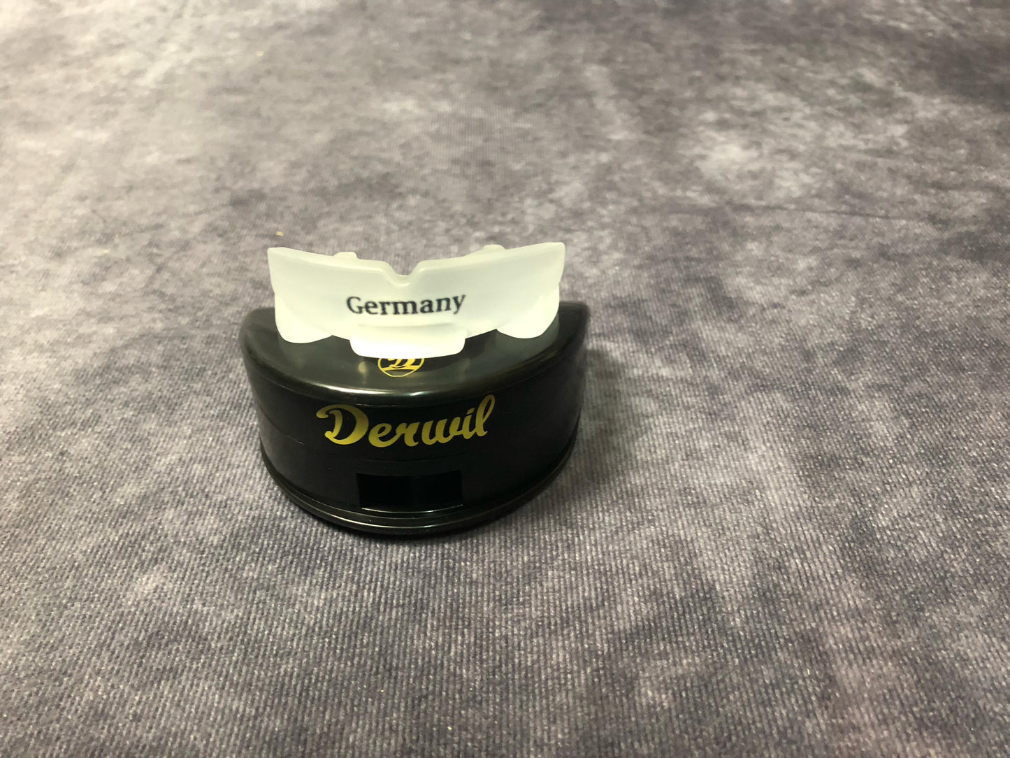 Derwil Zahnschutz Germany