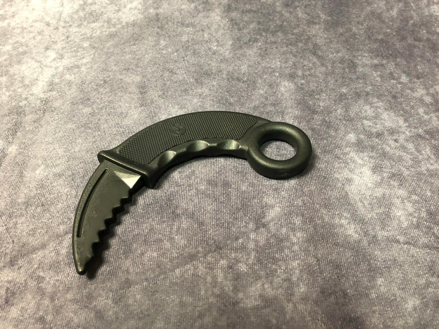 Phoenix Hartgummi Karambit