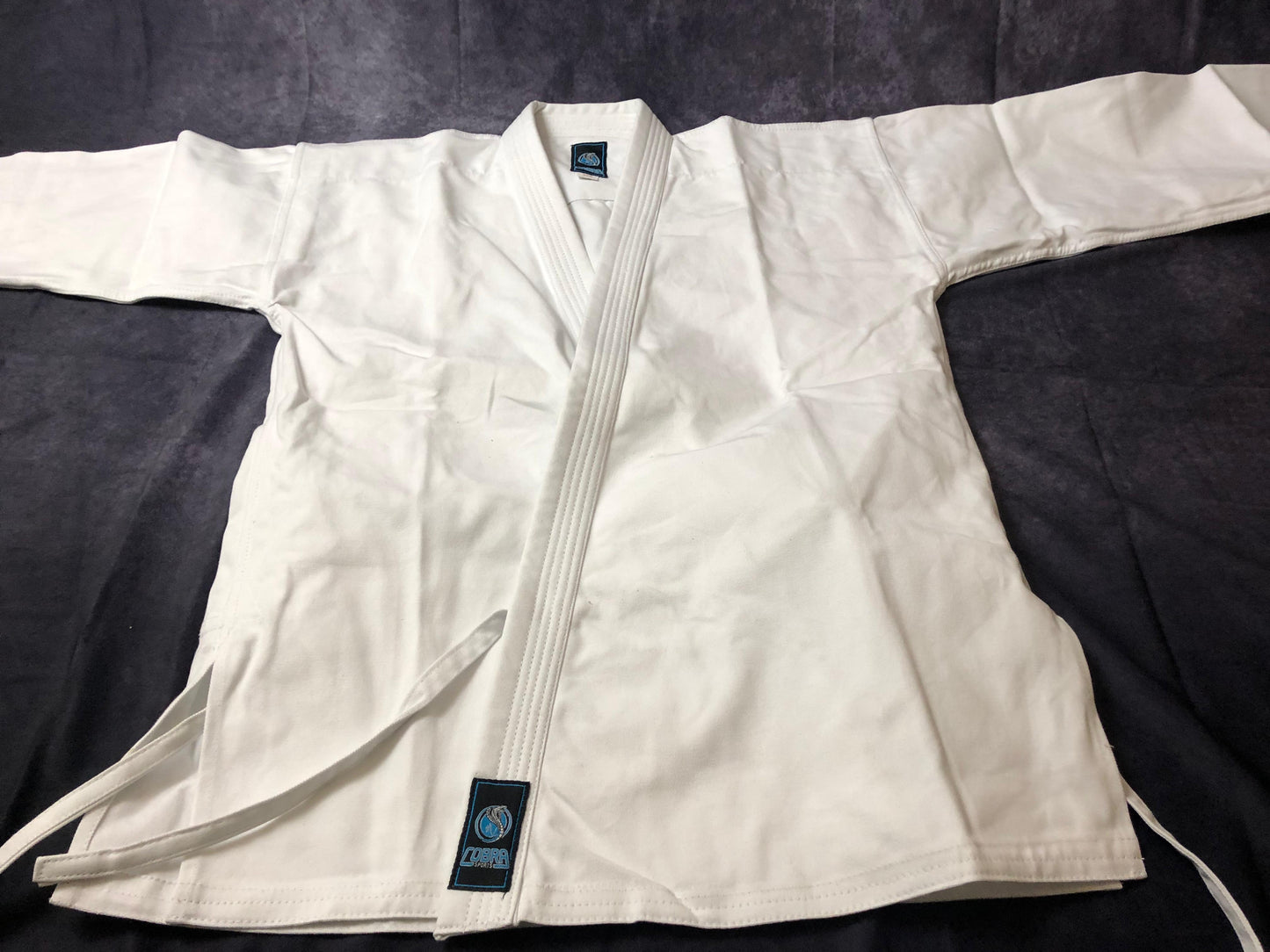 Klappenrock des Karate Kumite Anzugs