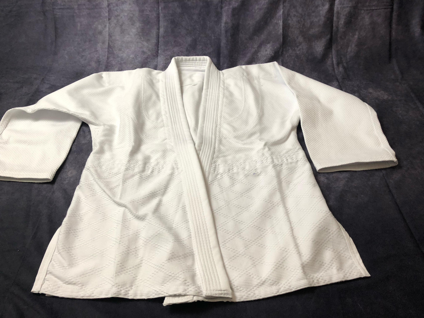 Aikido Anzug mit Klappenrock