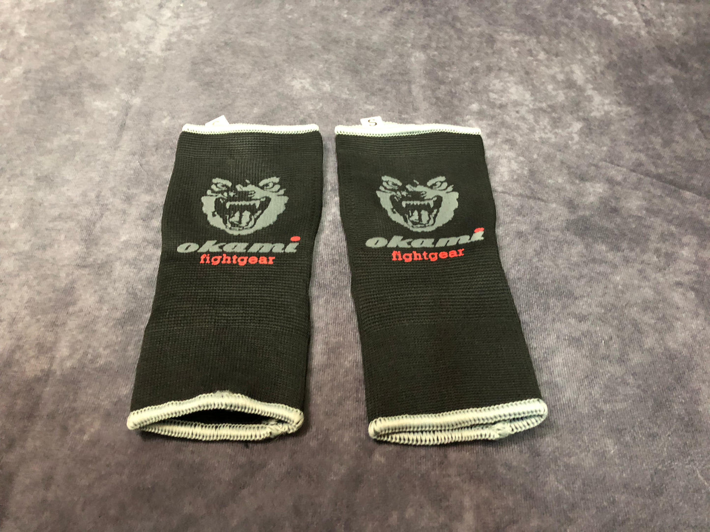 Handschoner von Okami