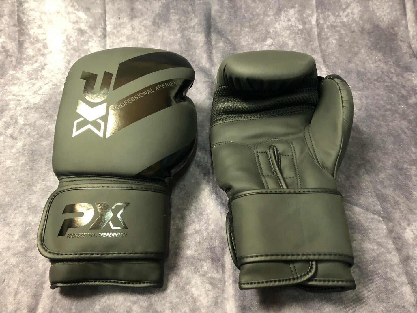 Boxhandschuhe von PX für das Boxen