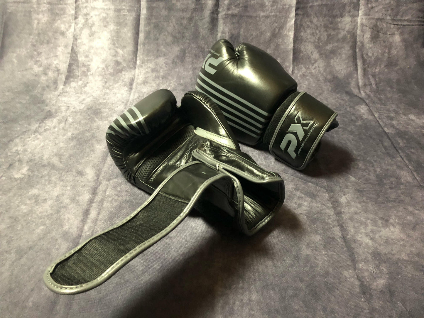 Detailaufnahmen der PX Boxhandschuhe