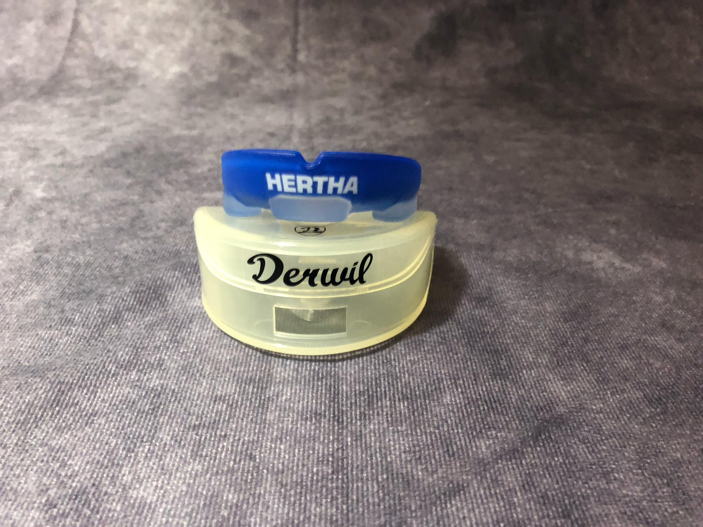 Zahnschutz von Derwil Blau